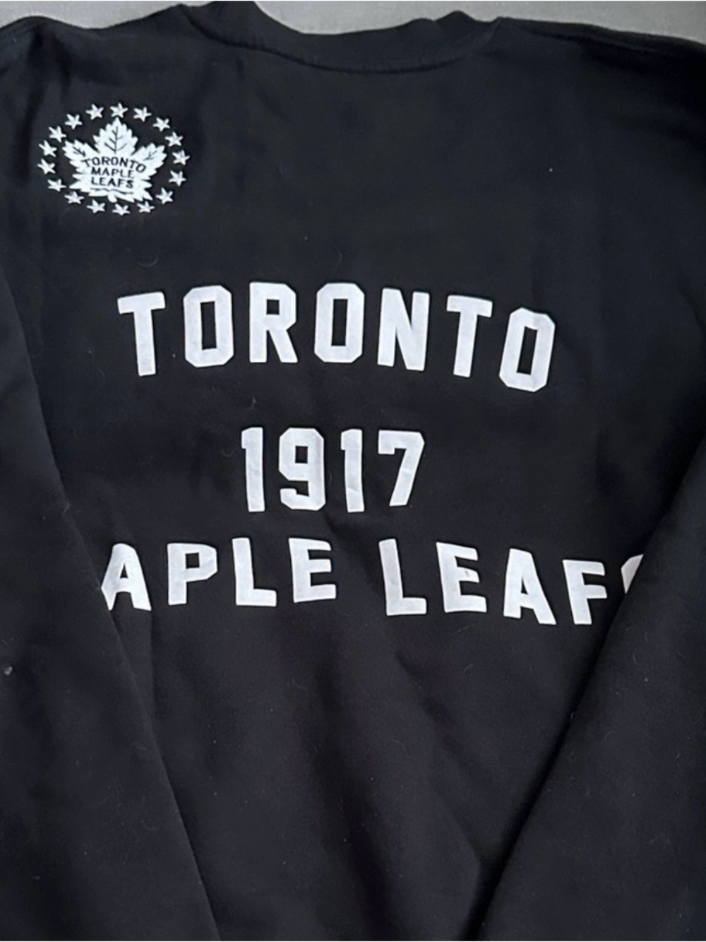 Mitchell and Ness Toronto Maple Leafs sweater - Picture 3 of 3